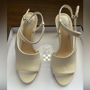 Vince Camuto ~ NEW Razanya Sheep Skin Upper Size 7.5